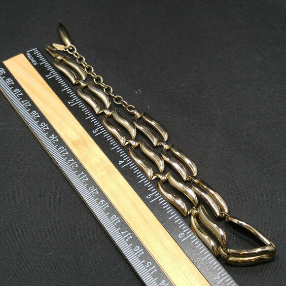 Vintage Monet Medley Necklace Book Piece, Gold Plated Choker 1950s Jewelry 14.5" - Picture 4 of 10